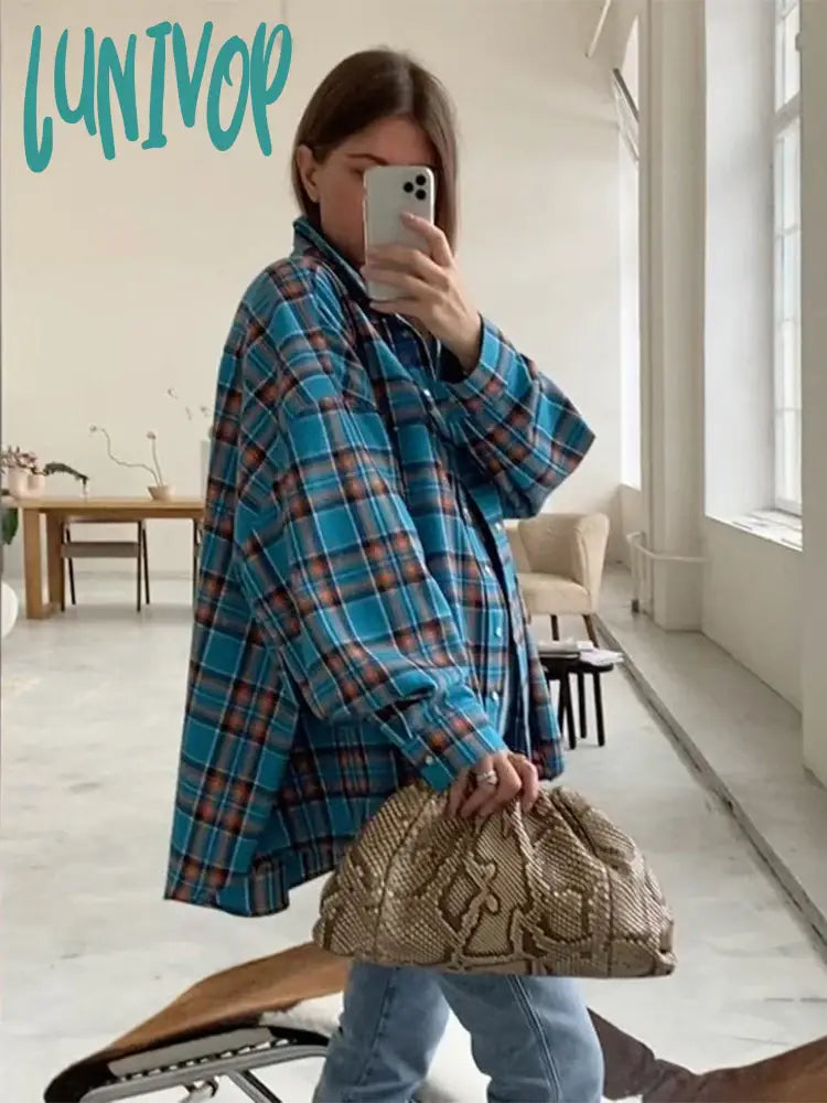 Lunivop Vintage Plaid Shirt Loose Long Sleeve Woman‘s Blouses 2024 Spring Autumn Casual Fashion Shirt with Pockets Woman Tops High Neck Blouse