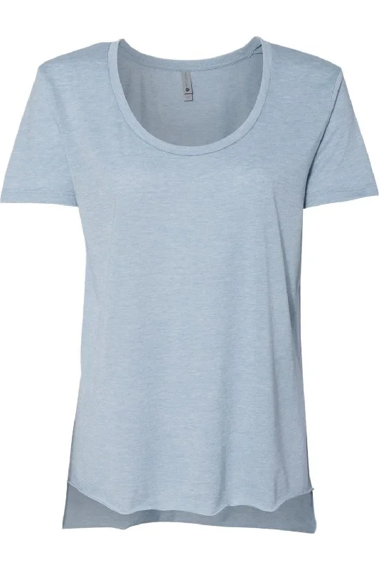 Next Level Women´s Festival Scoop Neck T-Shirt Cozy Warm Stylish