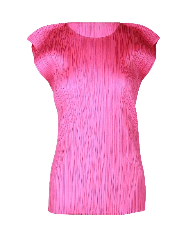 Pleats Please Issey Miyake Monthly Colors July T-Shirt in Pink Polyester Zippered Front Buttoned Front Snap Front
