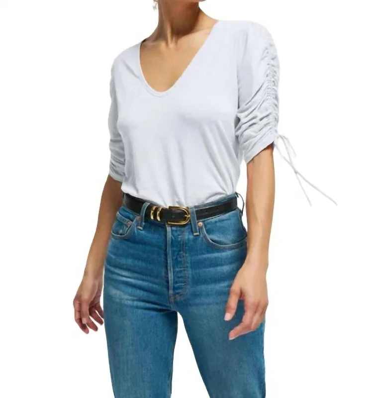 Prima Tee In White Fitted T-Shirt Seamless Stretchy