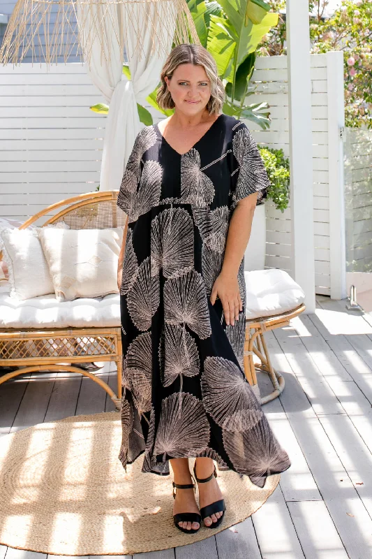 Maxi Dress - Black Fan Stylish Maxi Dress with Frills