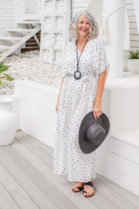 Petite Geo Print Maxi Dress - White Comfortable Fit-and-Flare Maxi Dress