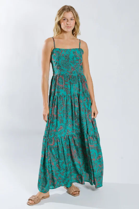 Stefna Tiered Maxi Dress Cozy Spaghetti Strap Maxi Dress