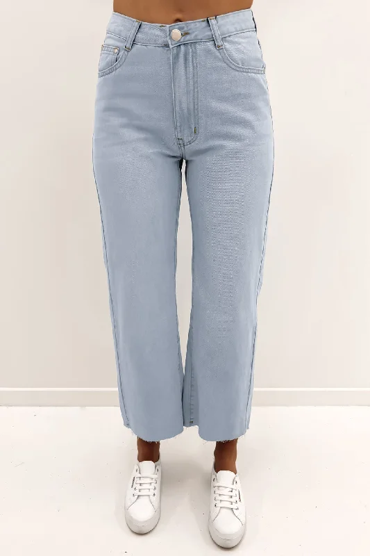 Alaska Jean Light Blue Casual Light Wash Jeans