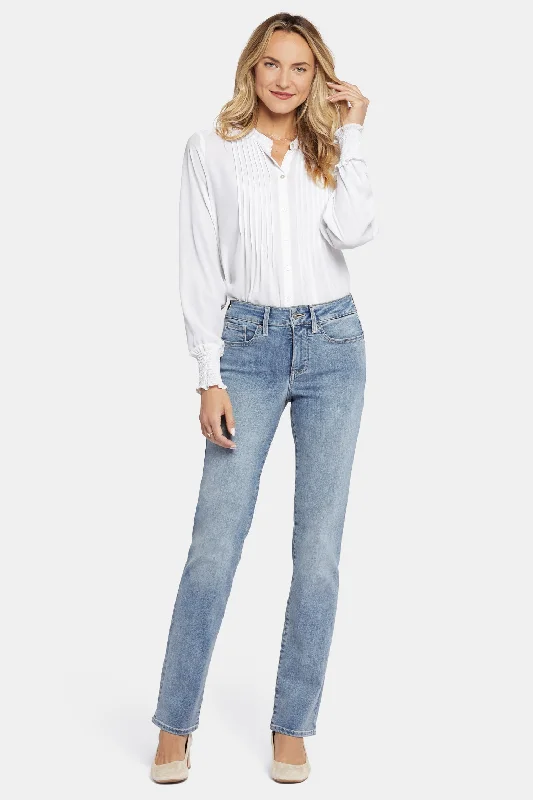 Marilyn Straight Jeans - Haley Fashionable Vintage Wash Jeans
