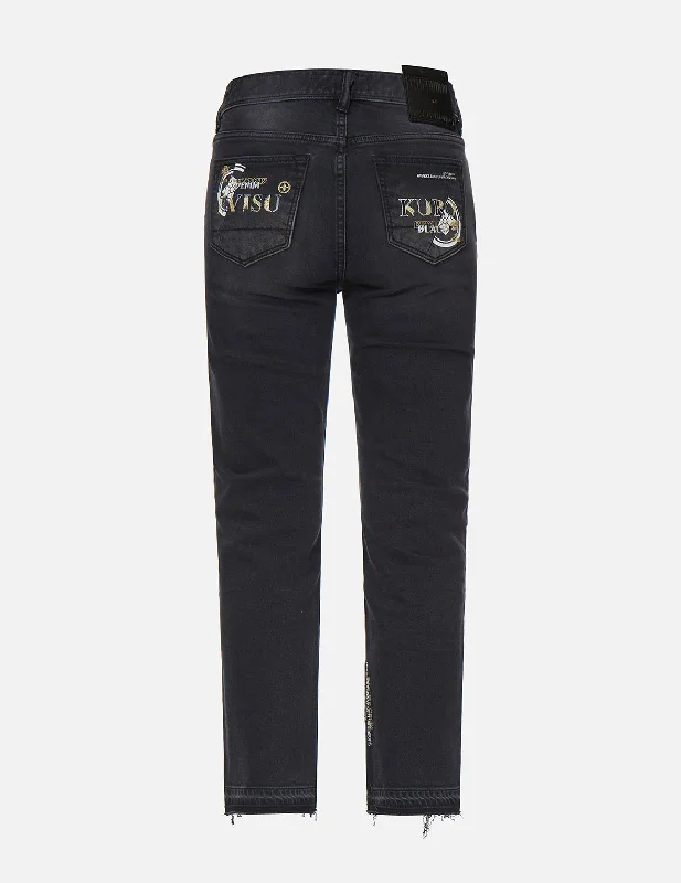 Slashed Kamon and Logo Embroidered Cropped Straight Fit Jeans Elegant Wide-Leg Jeans Slashed Kamon and Logo Embroidered Cropped Straight Fit Jeans Elegant Wide-Leg Jeans