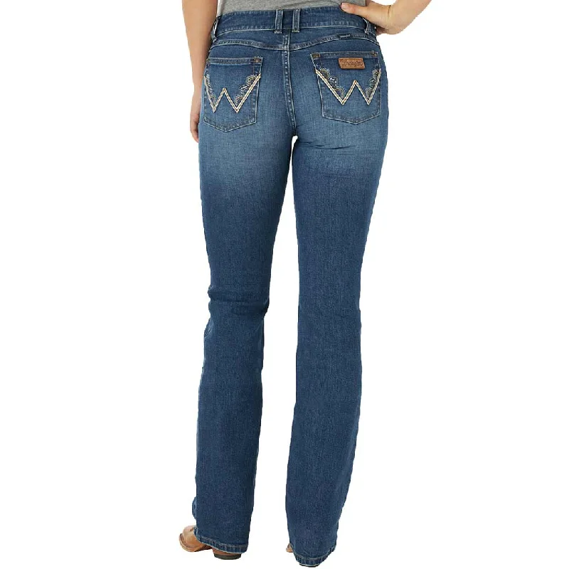 Wrangler Women's Retro Mae Aztec Pocket Bootcut Jeans Trendy Paperbag Waist Jeans
