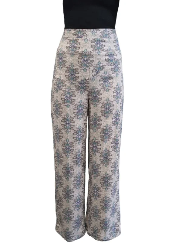 LOST IN LUNAR Women's Multicoloured Full Length Wide-Leg Pants #L0167 XS NWT Classic Flared Pants LOST IN LUNAR Women's Multicoloured Full Length Wide-Leg Pants #L0167 XS NWT Classic Flared Pants