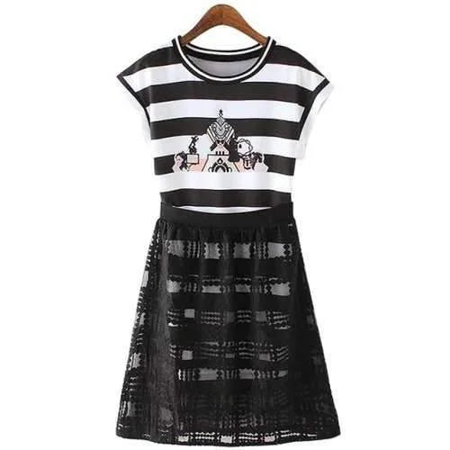 Stylish Short Sleeve Striped T-Shirt and Checked Voile Skirt Women's Suit - White And Black L summer skirt style